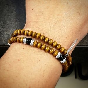 Wooden beaded bracelet set